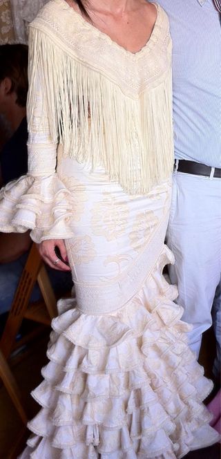 Traje de flamenca Montecarlo beige/blanco