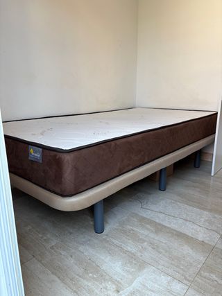 Cama 100x190cm: Colchón y Base Tapizada