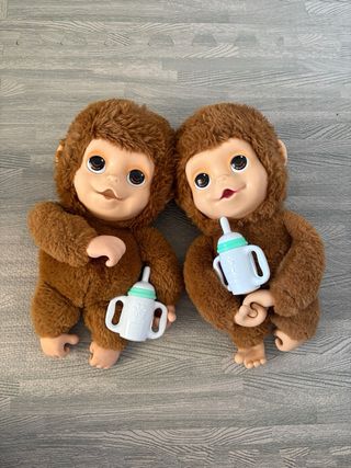 Little Live Pets Monos Bebé con Biberón