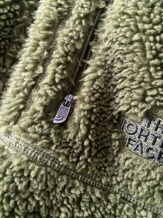 Chaqueta borreguito The North Face verde
