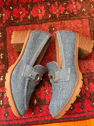 Zapatos de tacón vaqueros para mujer