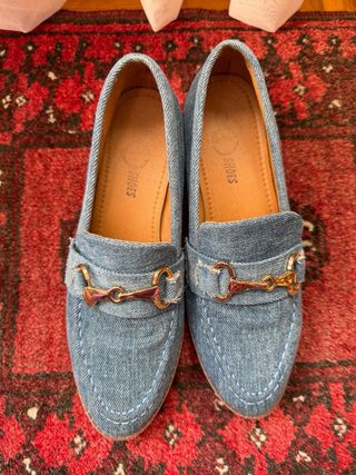 Zapatos de tacón vaqueros para mujer