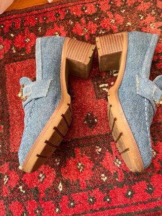 Zapatos de tacón vaqueros para mujer