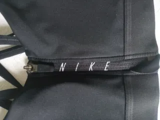 Nike Sujetador Deportivo Negro Cremallera frontal