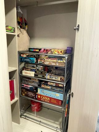 Armario esquinero de madera