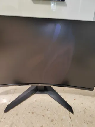 Monitor MSI MAG 27CQ6F Curvo WQHD 180Hz