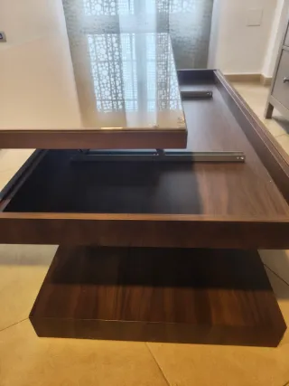 Mesa de centro elevable de cristal y madera