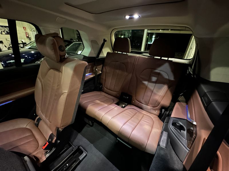 BMW X7 xDrive30d 2020, foto 25