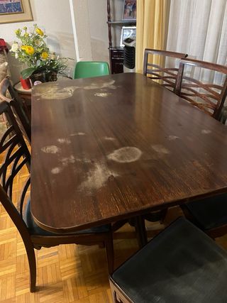 Mesa comedor madera con 2 extensiones y sillas