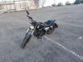 Keeway K-Light 125 Negra