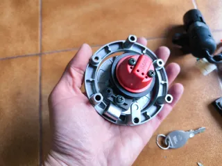 Kit Cerraduras Aprilia RSV Mille Tuono 1000