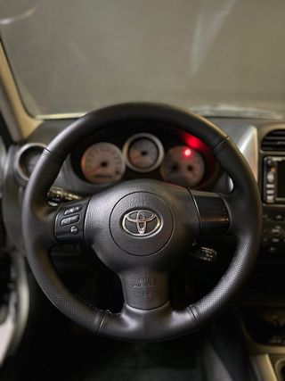 Toyota RAV4 2006