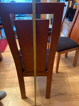 Mesa extensible madera maciza.Seseña-Quiñón