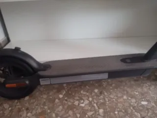 Patinete Eléctrico Xiaomi con cargador