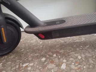 Patinete Eléctrico Xiaomi con cargador