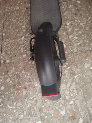 Patinete Eléctrico Xiaomi con cargador