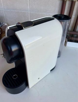 Cafetera Nespresso Blanca