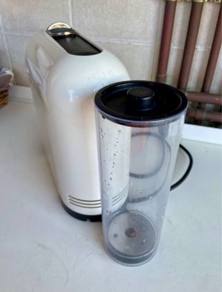 Cafetera Nespresso Blanca