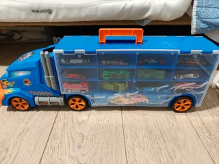 Camión Hot Wheels + 38 Coches
