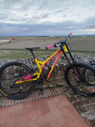 Commencal Supreme V4.2 2017-2018