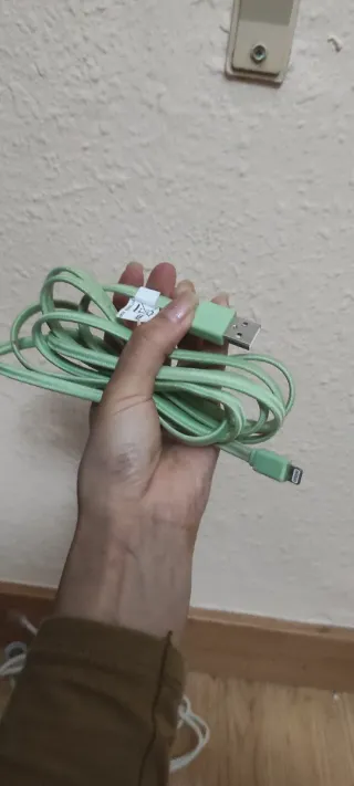Cable Cargador USB Verde