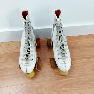 Patines de 4 ruedas blancos