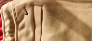 Pantalón Nike Beige Ancho 50%