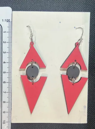 Pendientes madera nuevos hechos artesanalmente