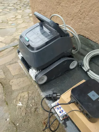 Robot Limpiafondos Aquallice i-QUALER