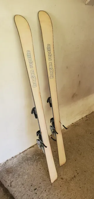 Esquís de travesía Hagan Reptile 150