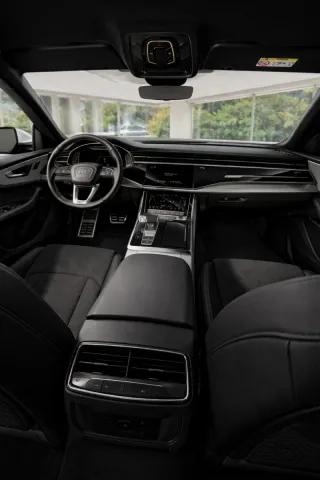 Audi Q8 2025