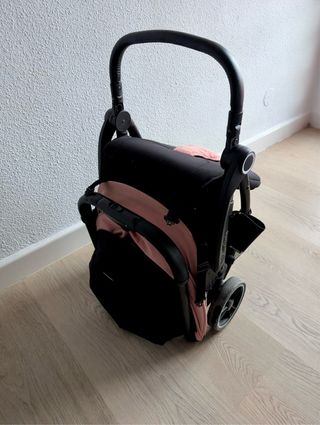 Silla de paseo Kikkaboo ligera