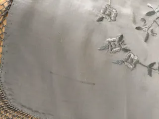 Mantón seda gris humo