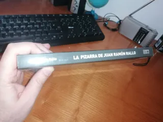 Libro: LA PIZARRA DE JUAN RAMÓN RALLO