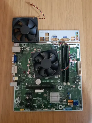 Placa Base HP IPM87-MP + i5 4460 + 8GB RAM