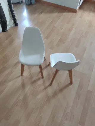 Sillas Nórdicas Infantiles Polipropileno y Madera