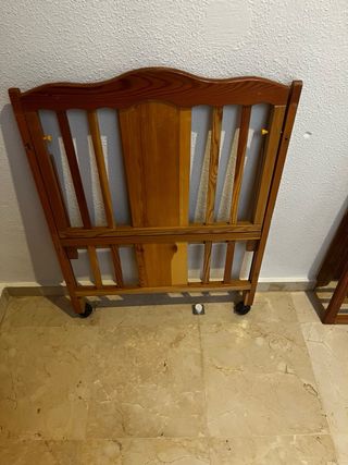 Cuna de madera