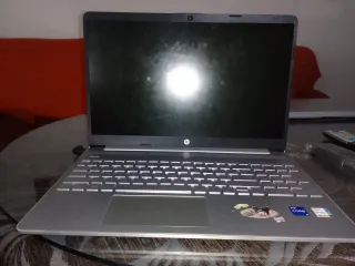 Ordenador portátil HP Plata y Negro