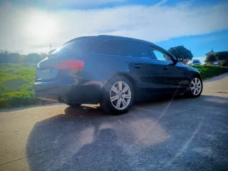 AUDI A4 AVANT 2.7 TDI 190CV. CAMBIO MANUAL .
