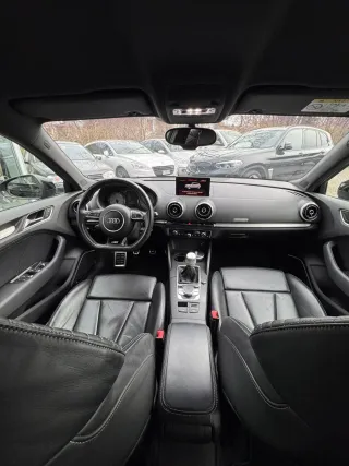 Audi S3 SPORTBACK 300cv MANUAL (FULL EXTRAS)