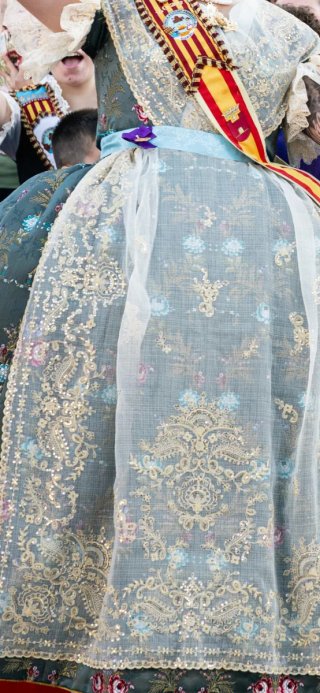 Traje de Fallera