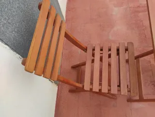 Mesa y 2 sillas madera jardín/balcón