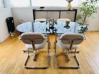 Mesa y Sillas Era Espacial