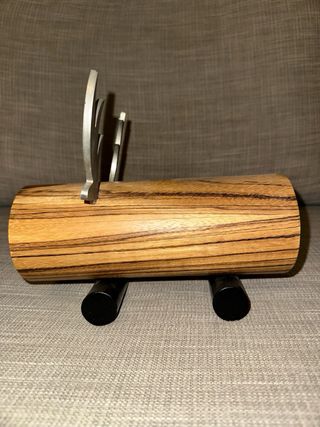 Escultura madera e hierro animal