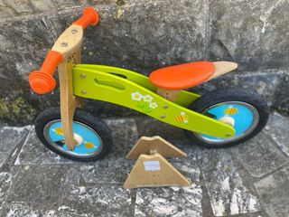 Bicicleta de madeira Scratch