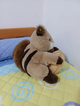 Peluche scoiattolo marrone