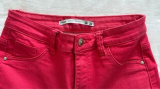 Pantalones rosas Lefties