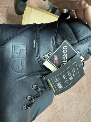 Botas anti corte GORE-TEX negras