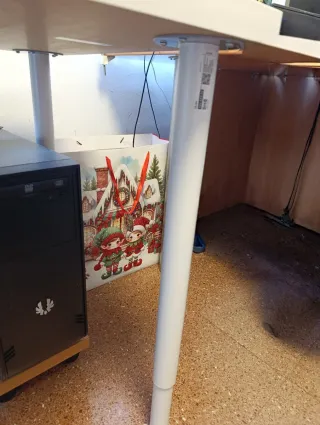 Mesa de escritorio blanca Ikea