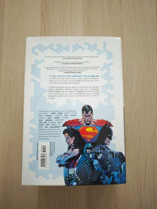 Infinite Crisis Omnibus